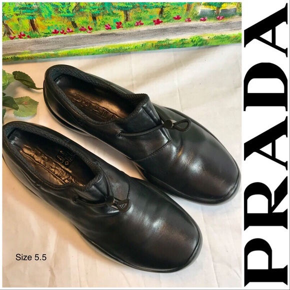 Prada Shoes - 🍂Vintage Prada Leather Toggle Flats